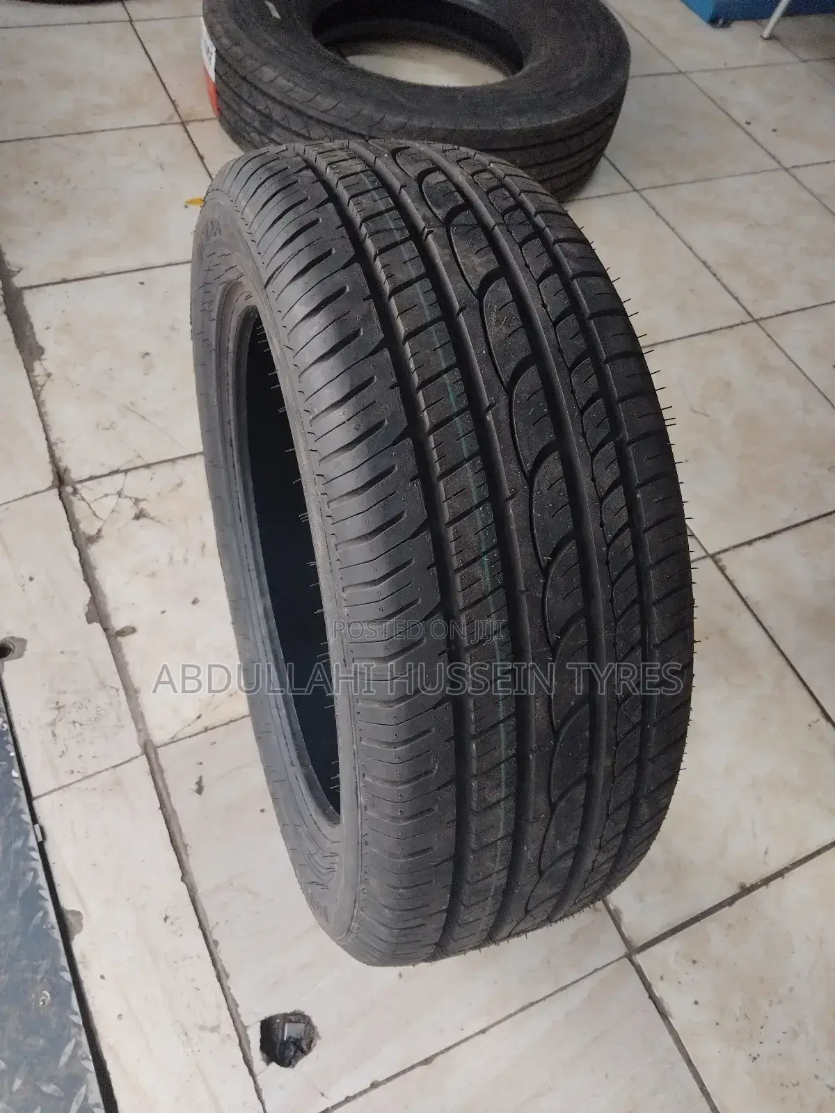 225/55 R17 Double King
