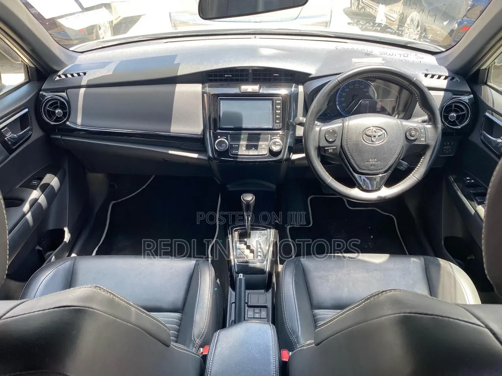 Toyota Corolla Fielder 1.5 Petrol AWD 2017 Pearl