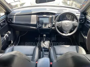 Toyota Corolla Fielder 1.5 Petrol AWD 2017 Pearl
