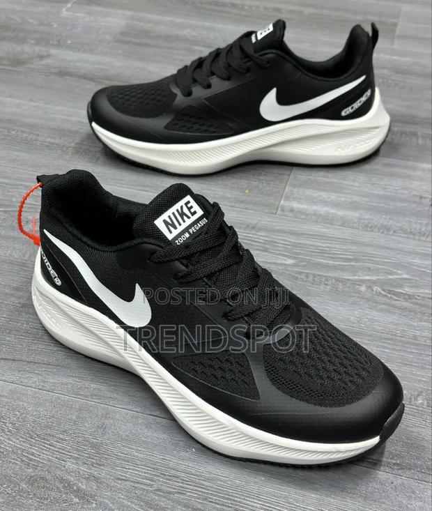 Nike Zoom Restocked
Sizes 40-44
3000/= - main view