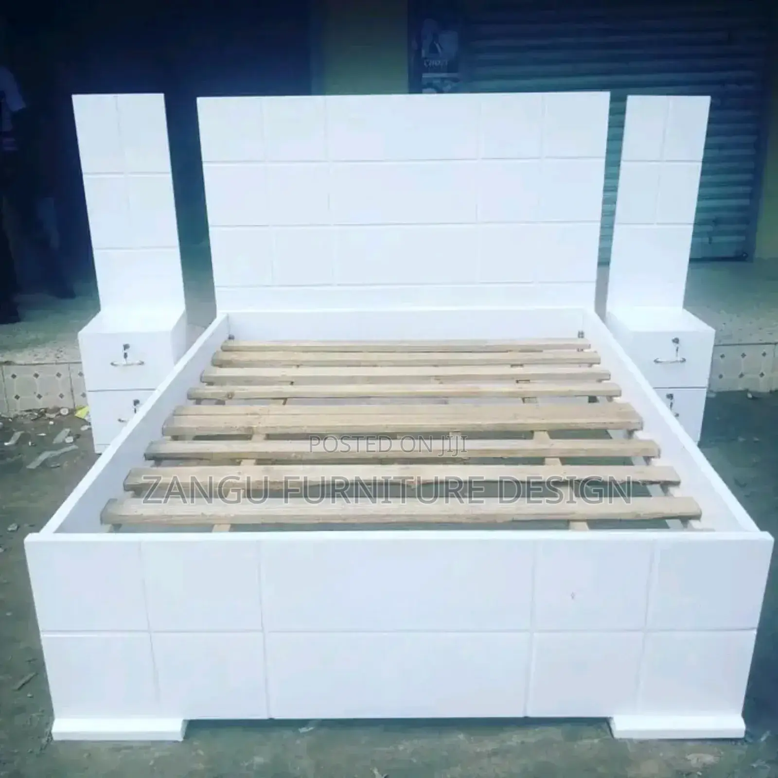 Shattering Beds 5 by 6 (Side Cabinets 8500/- At )