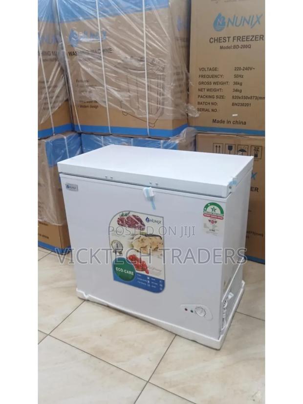 Chest Freezer**Nunix 200L