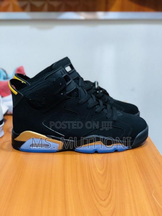 Jordan 6 Kid's Sneakers Available Sizes :30-35 - thumbnail 4