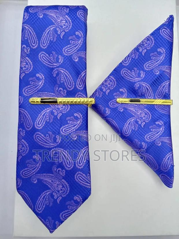 Blue Pattern Men's Tie With Pocket Square - thumbnail 2