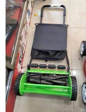 Manual Hand Push Lawn Mower - main view