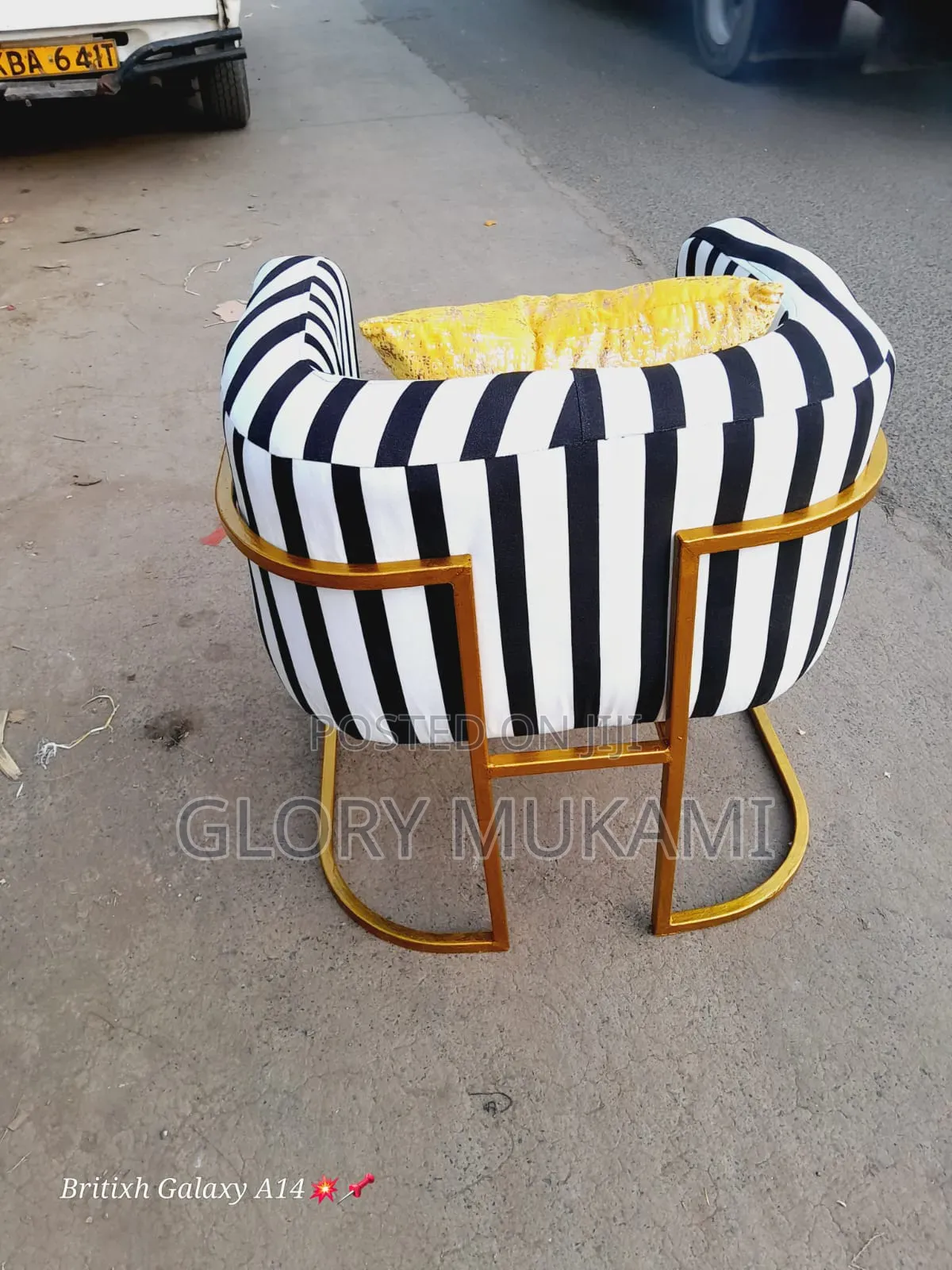 Zebra Styling Manual Chair