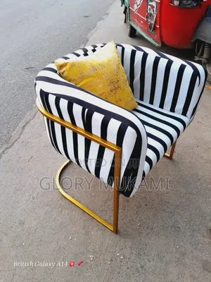 Zebra Styling Manual Chair
