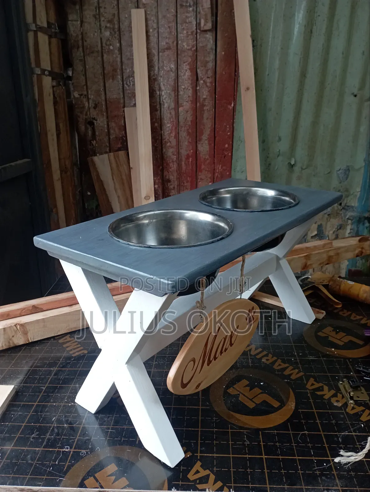 Feeding Station