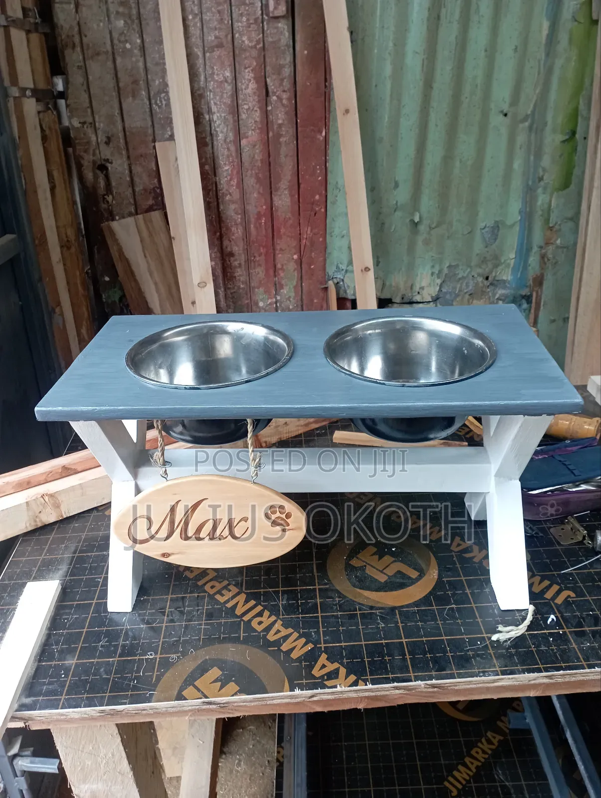 Feeding Station
