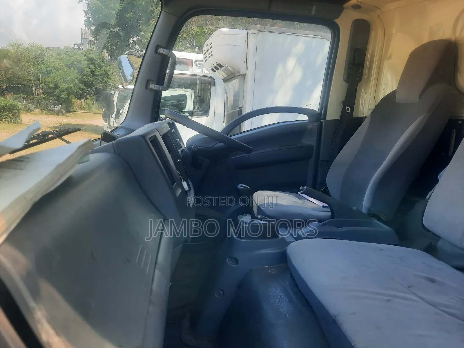 Isuzu ELF Hybrid