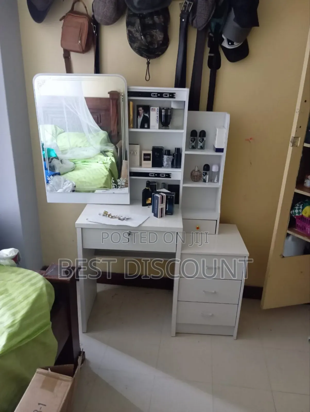 Dressing Table (Sliding)