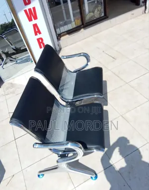 Two Seater Link Chair