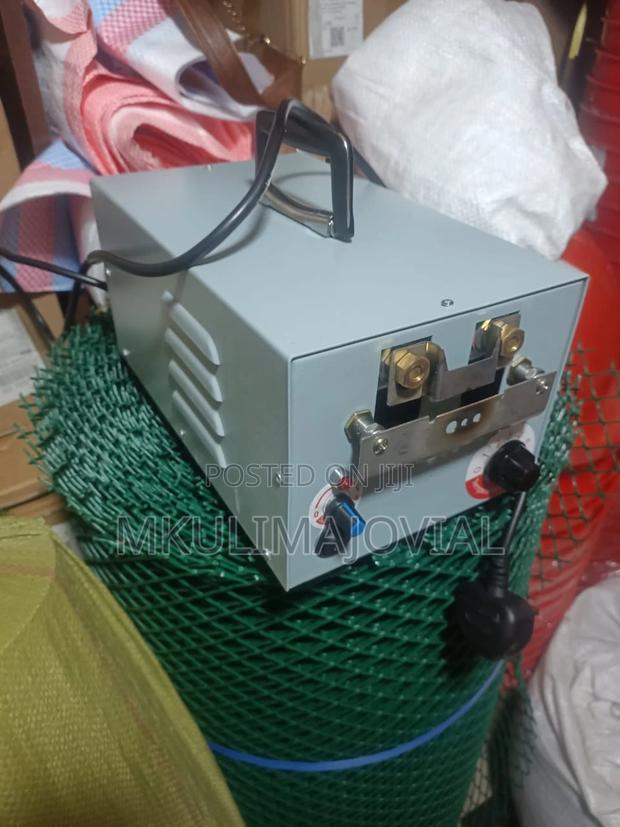 Portable Electric Debeaking Machine for Chicken Beak - main view