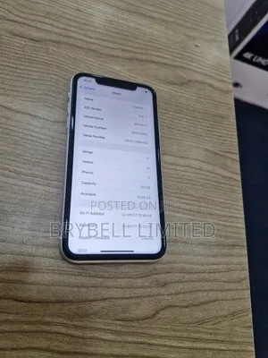 Apple iPhone 11 64 GB White