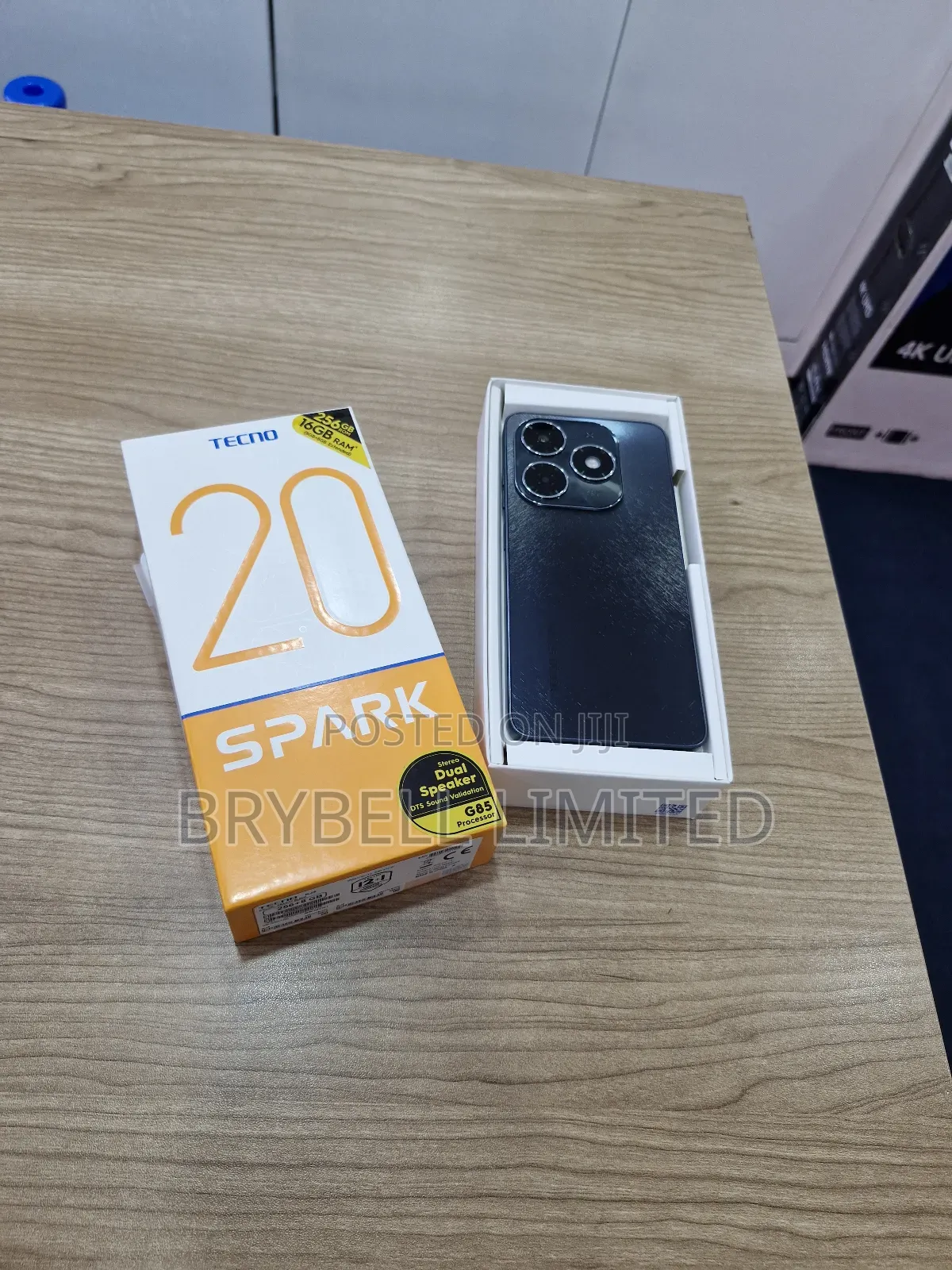Tecno Spark 20 256 GB Black