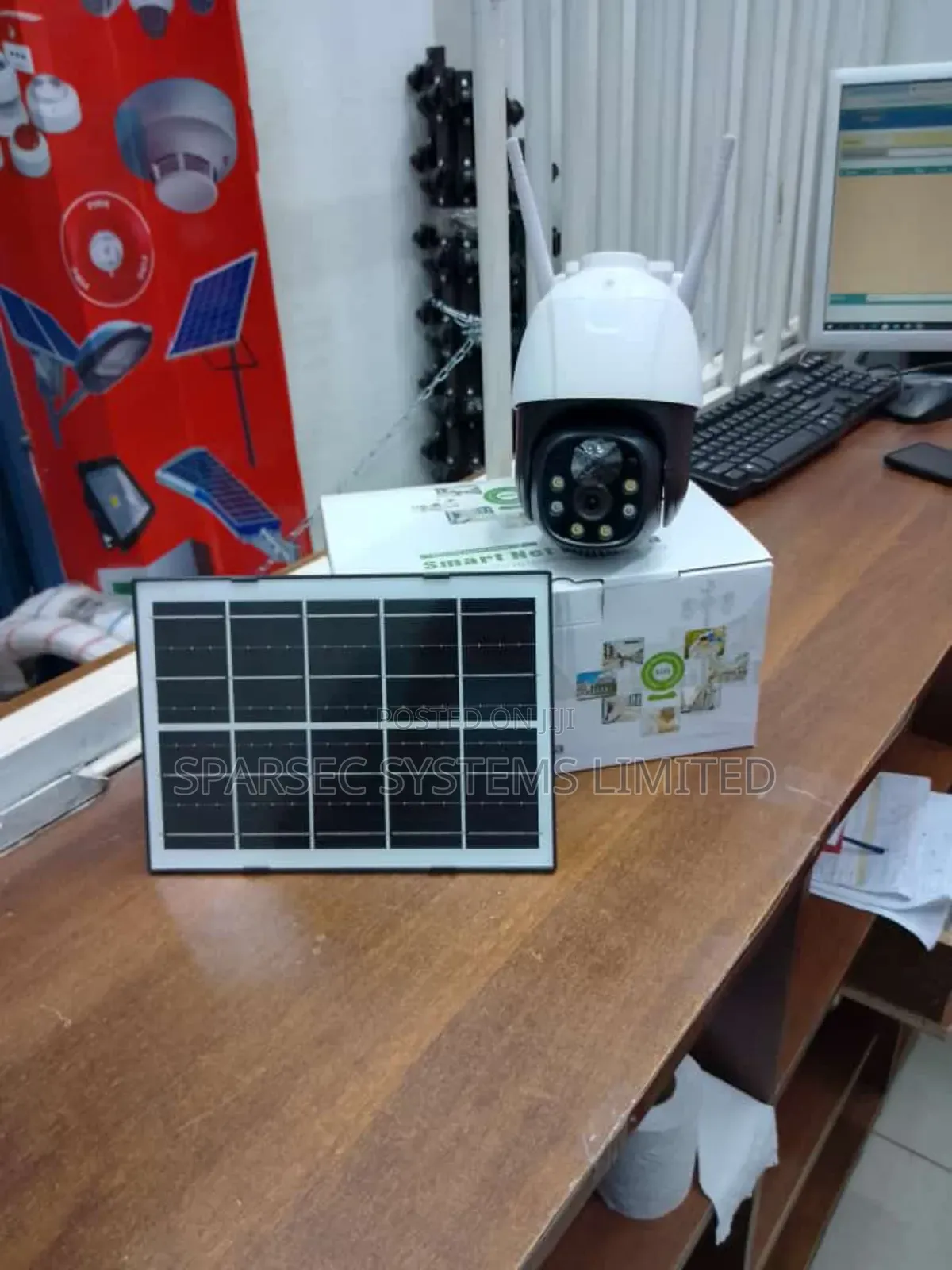 Solar Camera Single Lens Wifi Supported