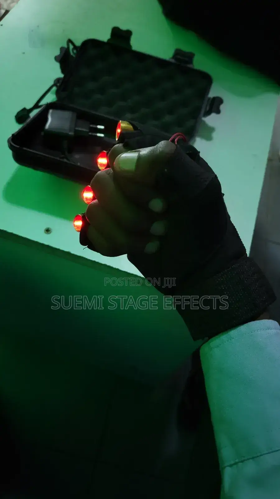 Rechargeable Laser Glove – Astronaut Galaxy Edition