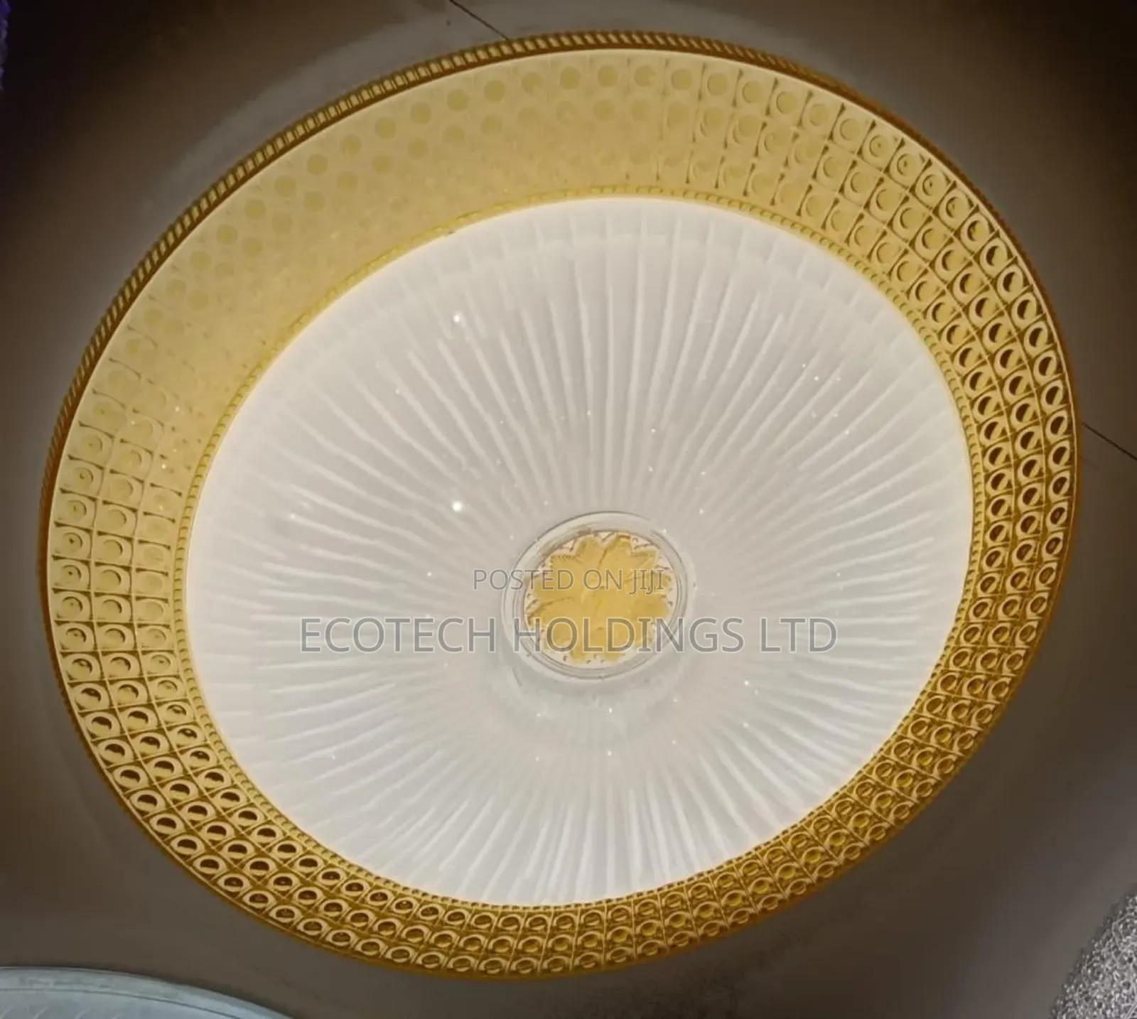 Unique Size 400 Full Moon Ceiling Light Tri Colour Tw2f