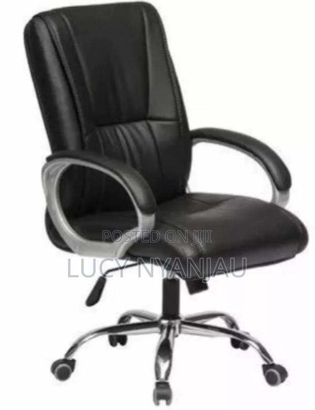 Executive Office Leather Chair - main view