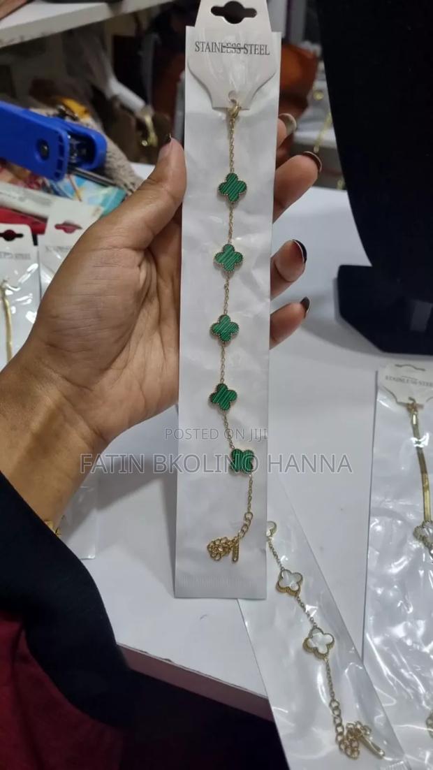 White N Green Bracelet - thumbnail 2