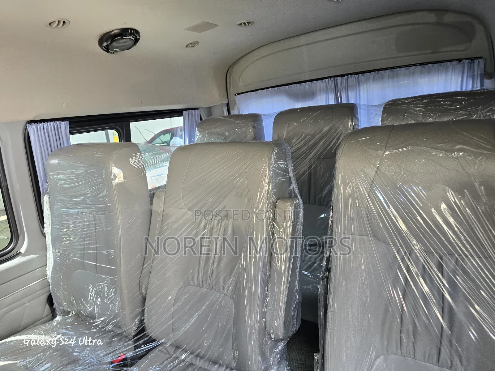 Toyota HiAce 2023 White