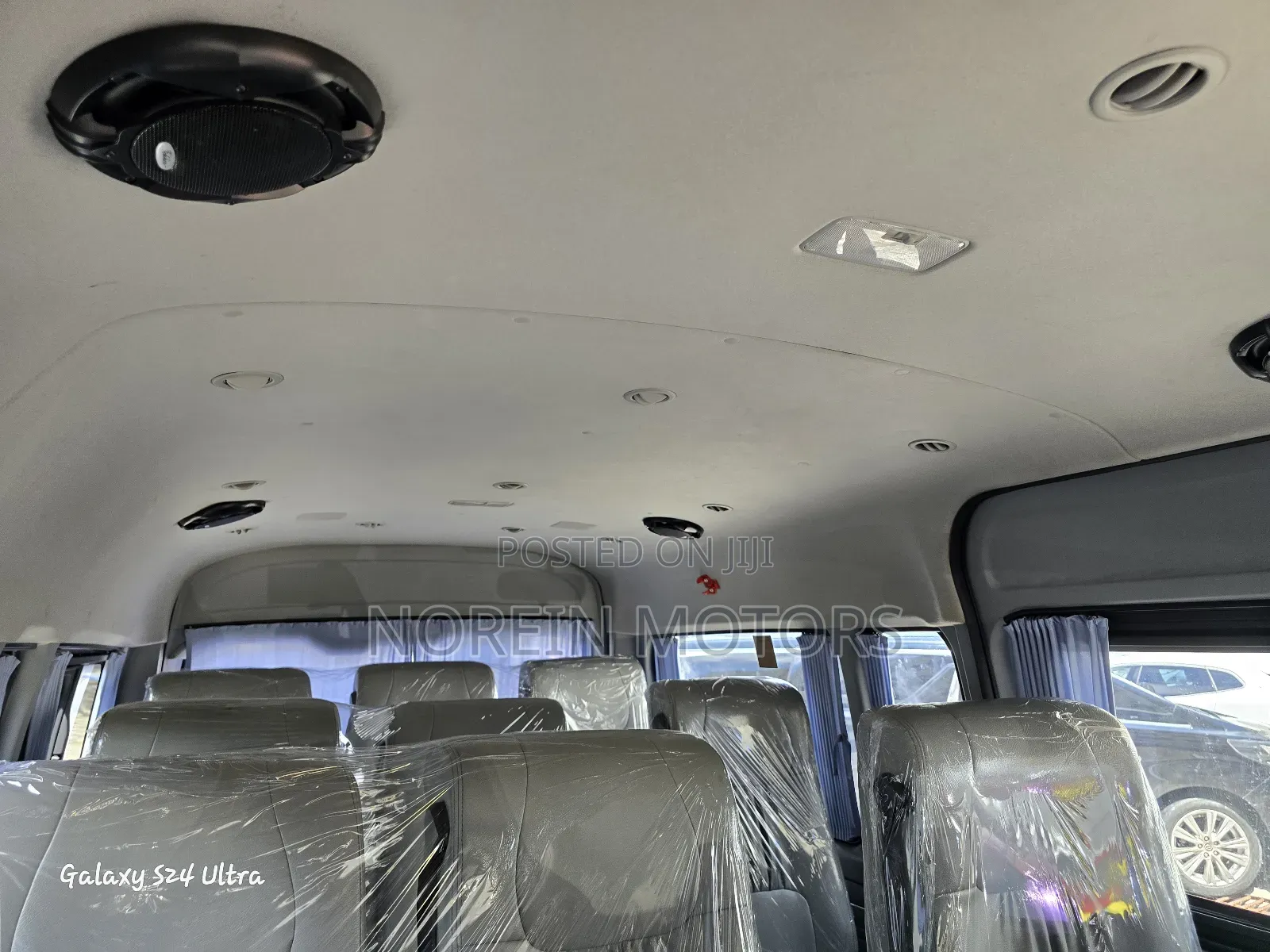 Toyota HiAce 2023 White