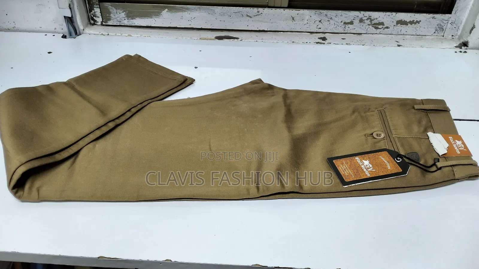 Biege Non-Fade Khaki Trousers for Men
