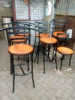 Restaurants and Bar High Wooden Sinatabu