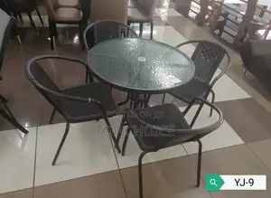 Rattan Outdoor Table and Chairs (Yj-9)