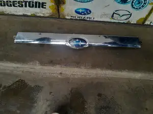 Subaru Impreza Gh/N14 Boot Handle