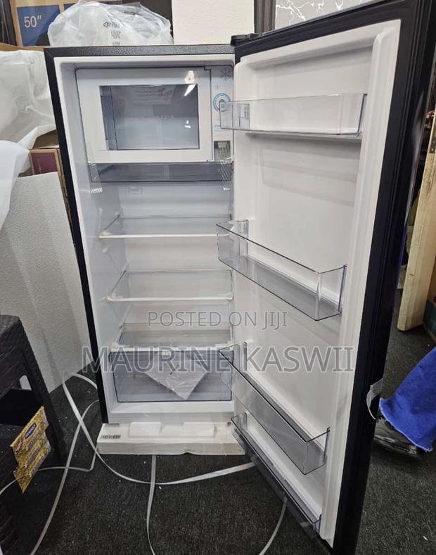 Hisense 176 Liters Single Door (Black