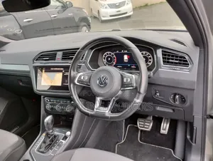 Volkswagen Tiguan 2018 Gray