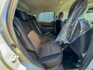 Mitsubishi RVR 2017 Silver