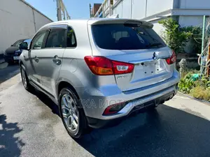 Mitsubishi RVR 2017 Silver