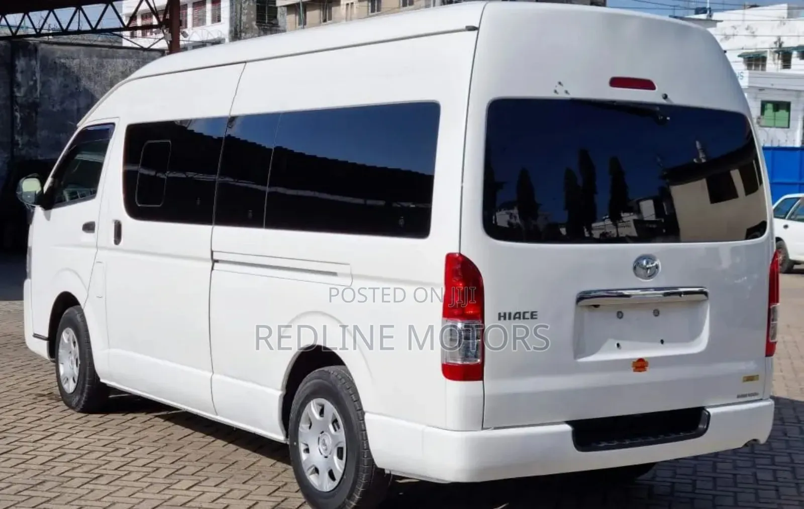 Toyota HiAce 2017 Black