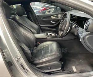 Mercedes-Benz E200 2018 Silver