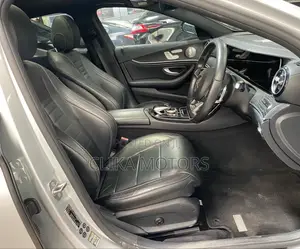 Mercedes-Benz E200 2018 Silver