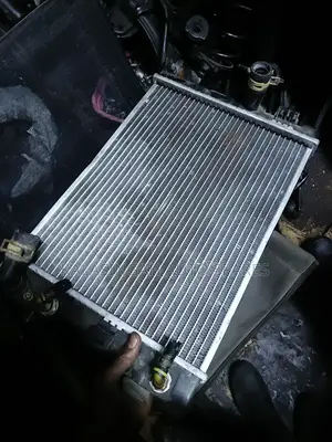 Daihatsu Mira Radiator