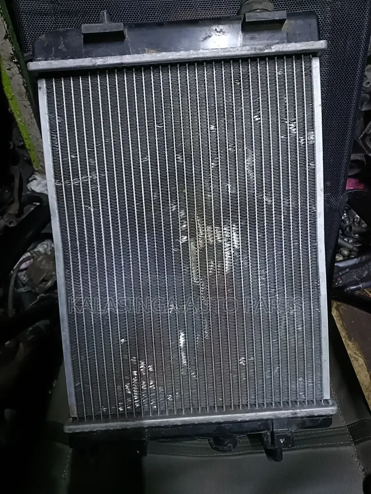 Daihatsu Mira Radiator