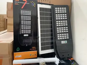 Outdoor Waterproof LED 300w Solar Street Lights Ewq8