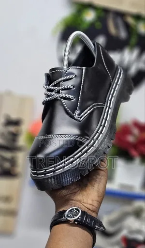 Dr Martens Double Sole
36-45
 at 4500
QualityTop