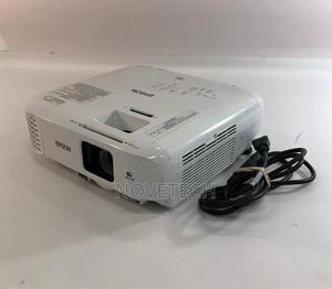 New Epson 982W Powerlite 4200 Lumens HDMI Projector