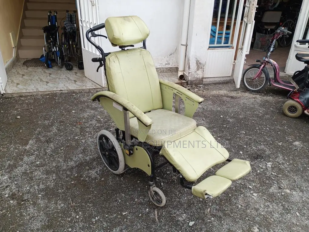 Comfortable Manual Wheelchair