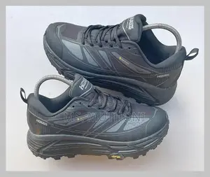 Hoka Goretex 40-45