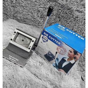 Die Card Cutting Machine 8251 - thumbnail 2