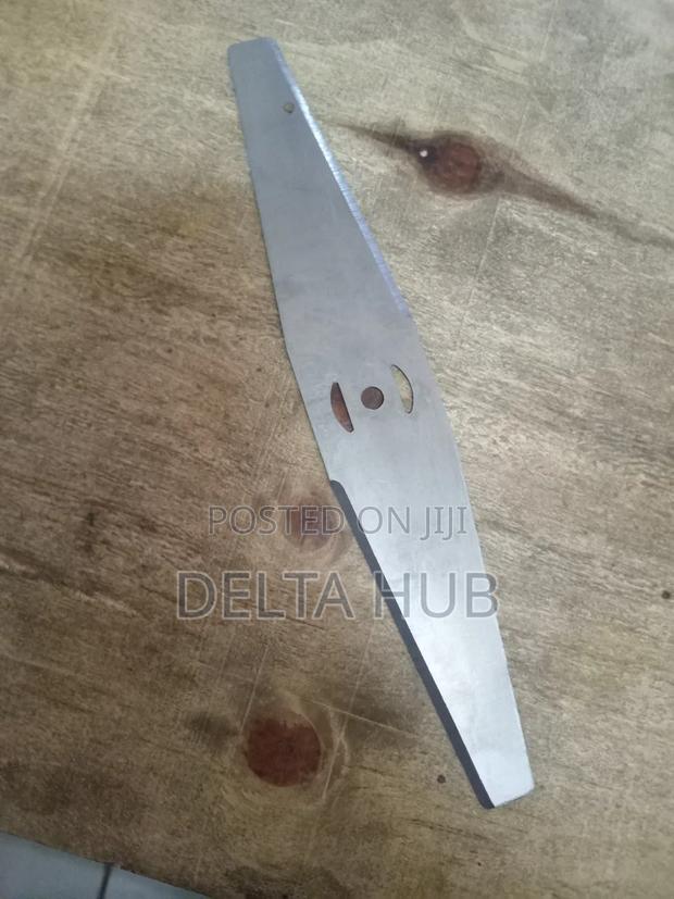 Rechargeable Grass Cutter Blade - main view