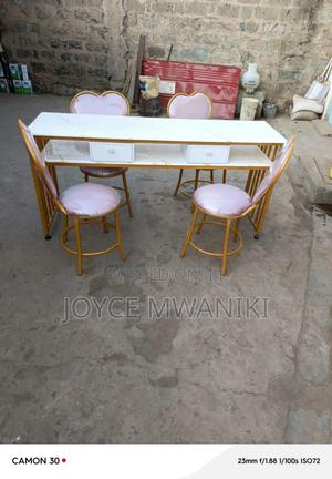 Double Manicure Sets, 4 Seater - thumbnail 2