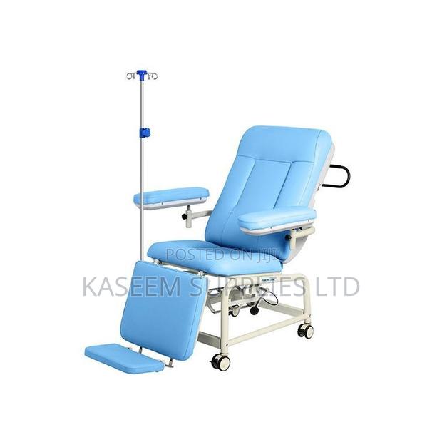 Medical Recliner Infusion Chair - main view
