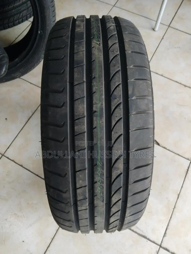 215/50 R17 Winda Tyres