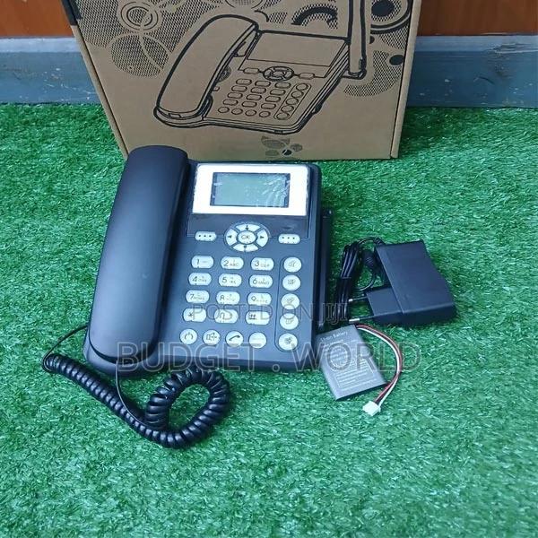 Strong Signal Huawei Black GSM SIM Telephone